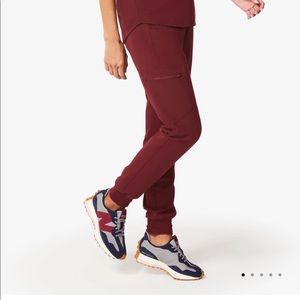 Figs Petite Burgundy Zamora Jogger Scrub Pant